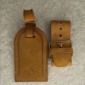 Vintage Louis Vuitton Luggage Tag and Poignier in Vachetta Leather (11E)